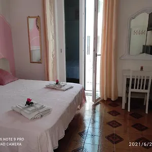 Enza Room's Coast Affittacamere Maison d'hôtes