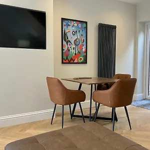 https://villa-1-agar-st.yorkshirehotels.net
