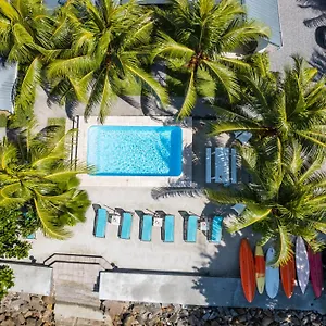 https://le-nautique-beachfront-apartments-mahe.maheislandhotels.com